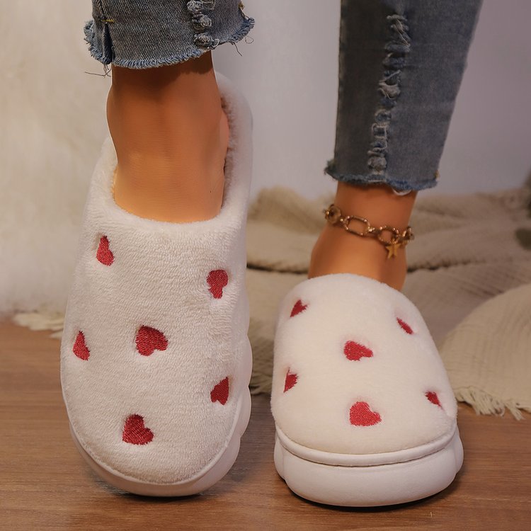 Heart Round Toe Flat Slippers